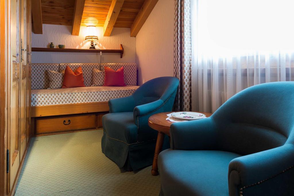 ريرالب Swiss Chalet-Style Hotel Walliser Spycher المظهر الخارجي الصورة