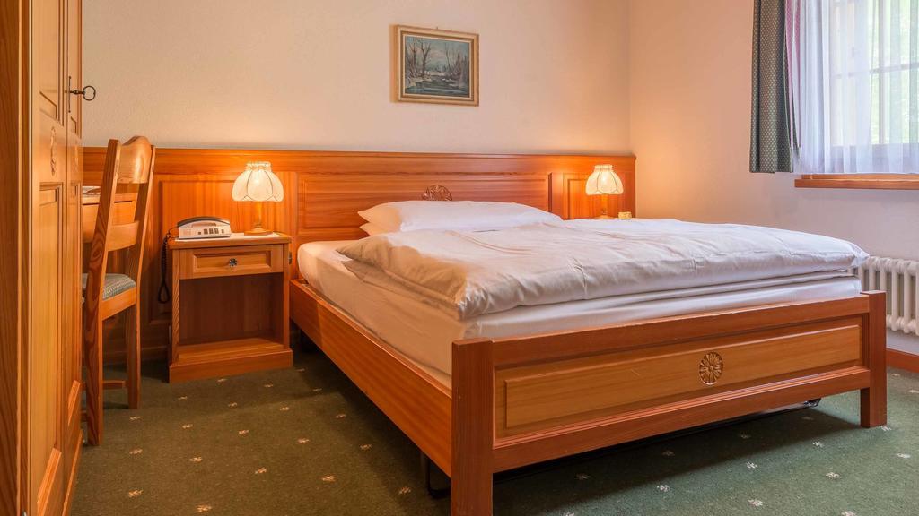 ريرالب Swiss Chalet-Style Hotel Walliser Spycher المظهر الخارجي الصورة