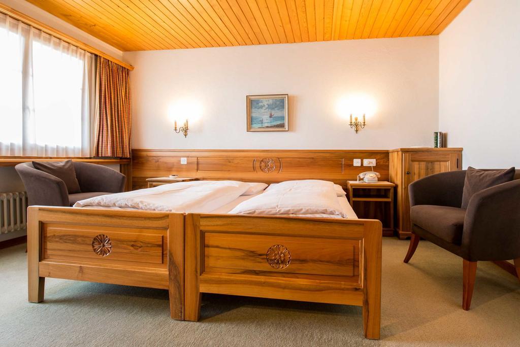 ريرالب Swiss Chalet-Style Hotel Walliser Spycher المظهر الخارجي الصورة