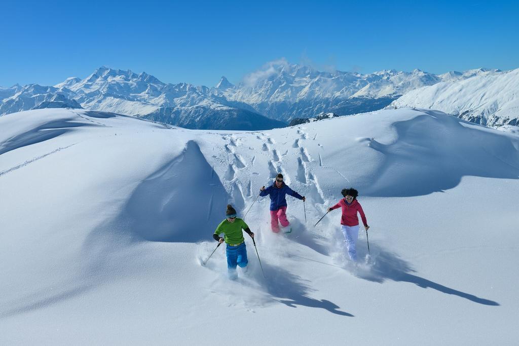 ريرالب Swiss Chalet-Style Hotel Walliser Spycher المظهر الخارجي الصورة