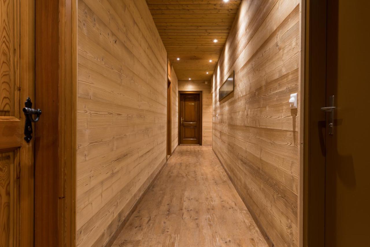 ريرالب Swiss Chalet-Style Hotel Walliser Spycher المظهر الخارجي الصورة