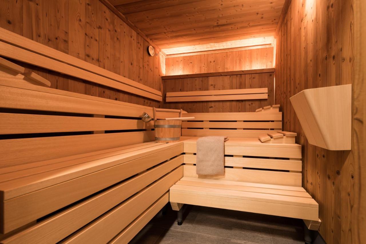 ريرالب Swiss Chalet-Style Hotel Walliser Spycher المظهر الخارجي الصورة
